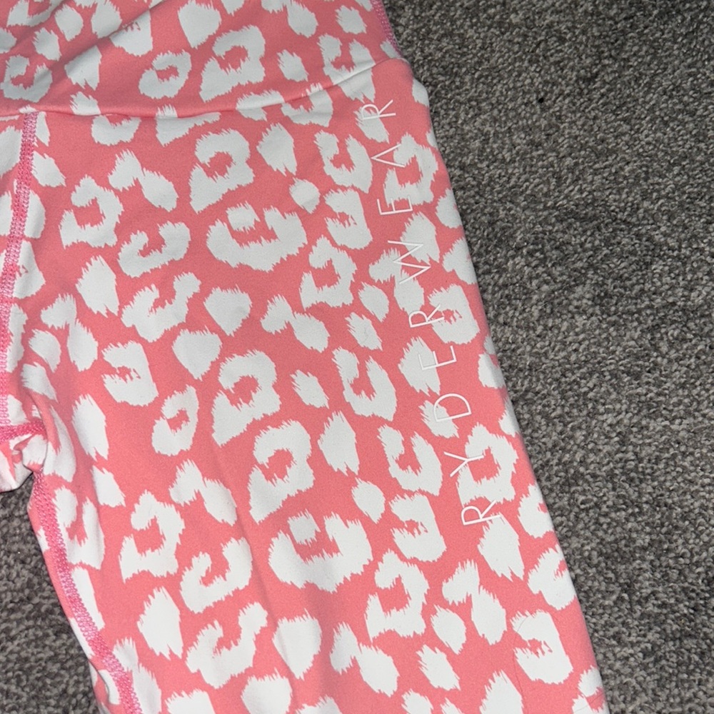 Ryder wear athletic leggings cheetah pink and white